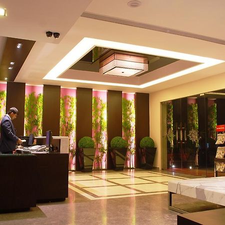 Hotel Africa Avenue Gk - 1 Nowe Delhi Zewnętrze zdjęcie